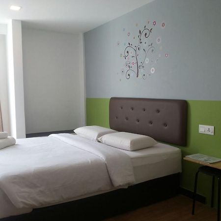 Hotel Viva Klang Exterior foto